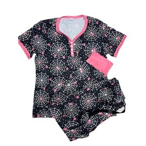 Halloween Spider Webs PAJAMA SET On Black SIZE Xl BY SHIRLEY & STONE FIT 14/16
